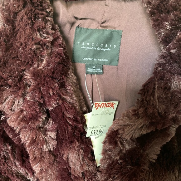 Faux Fur puffer jacket - Picture 3 of 3